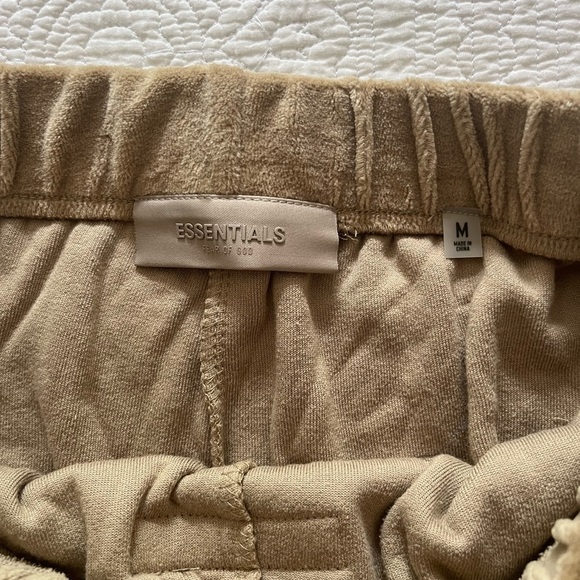 Essentials Fear of God Women’s Velour Beach Shorts LIKE NEW🌟 - Picture 7 of 8